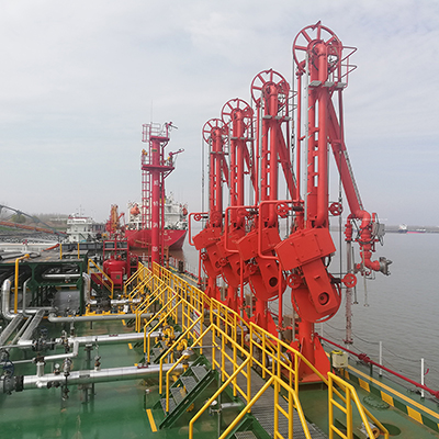 Brazos de carga marinas en el proyecto SINOPEC-SK Wuhan